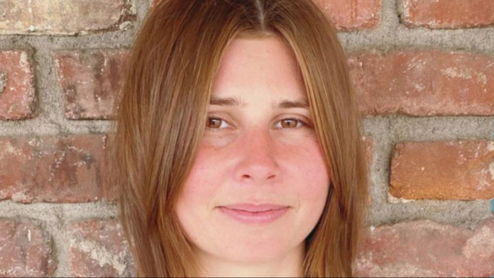 Molly Elizabeth Brolin